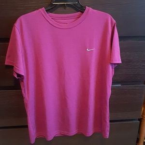 Nike FITDRY Plum Short sleeve T-shirt